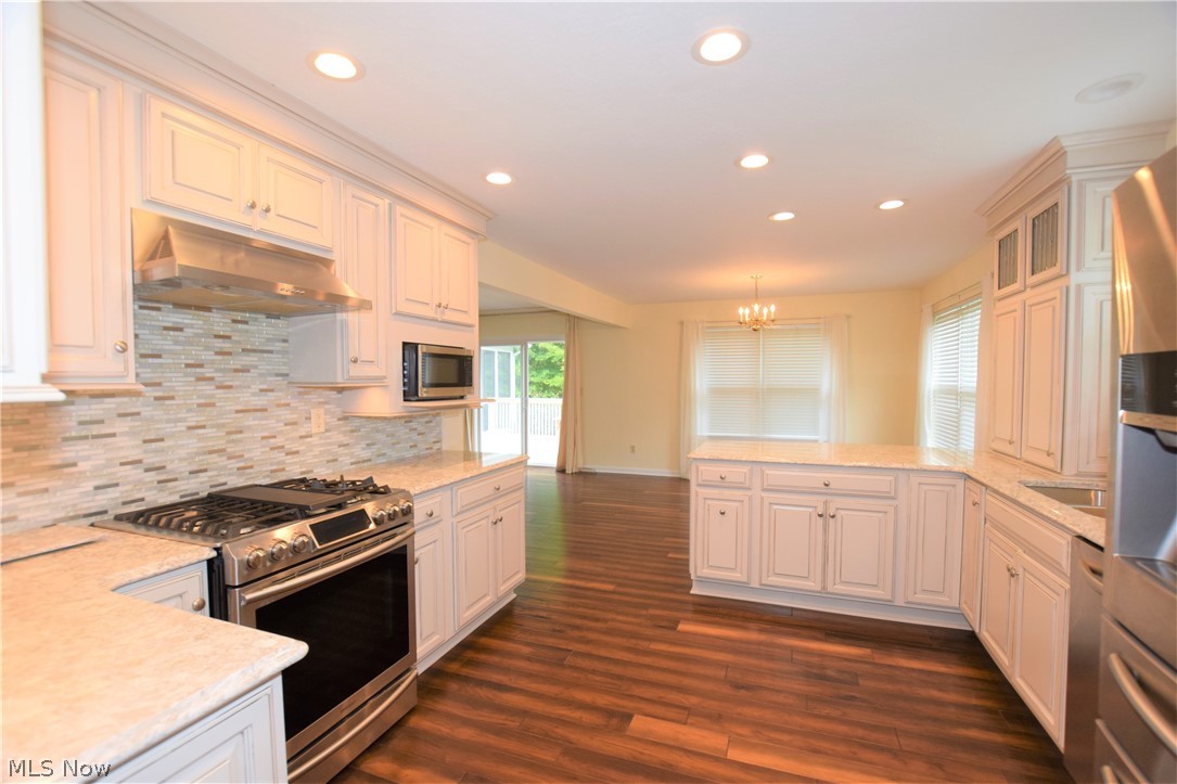 Robins Gate - Residential