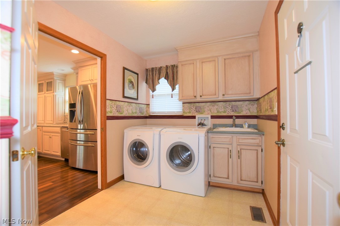 Robins Gate - Residential