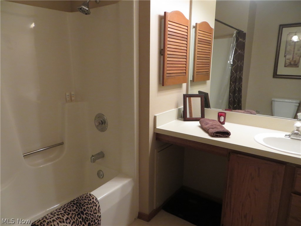 Buccaneer Woodlands Condo - Residential