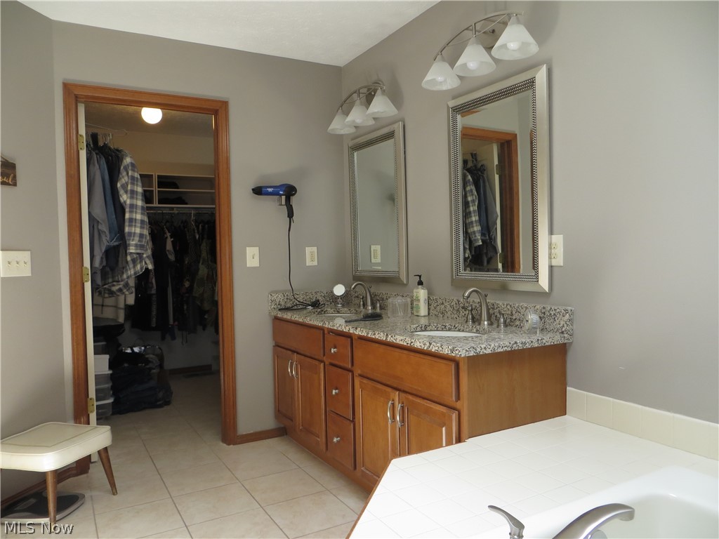 Buccaneer Woodlands Condo - Residential