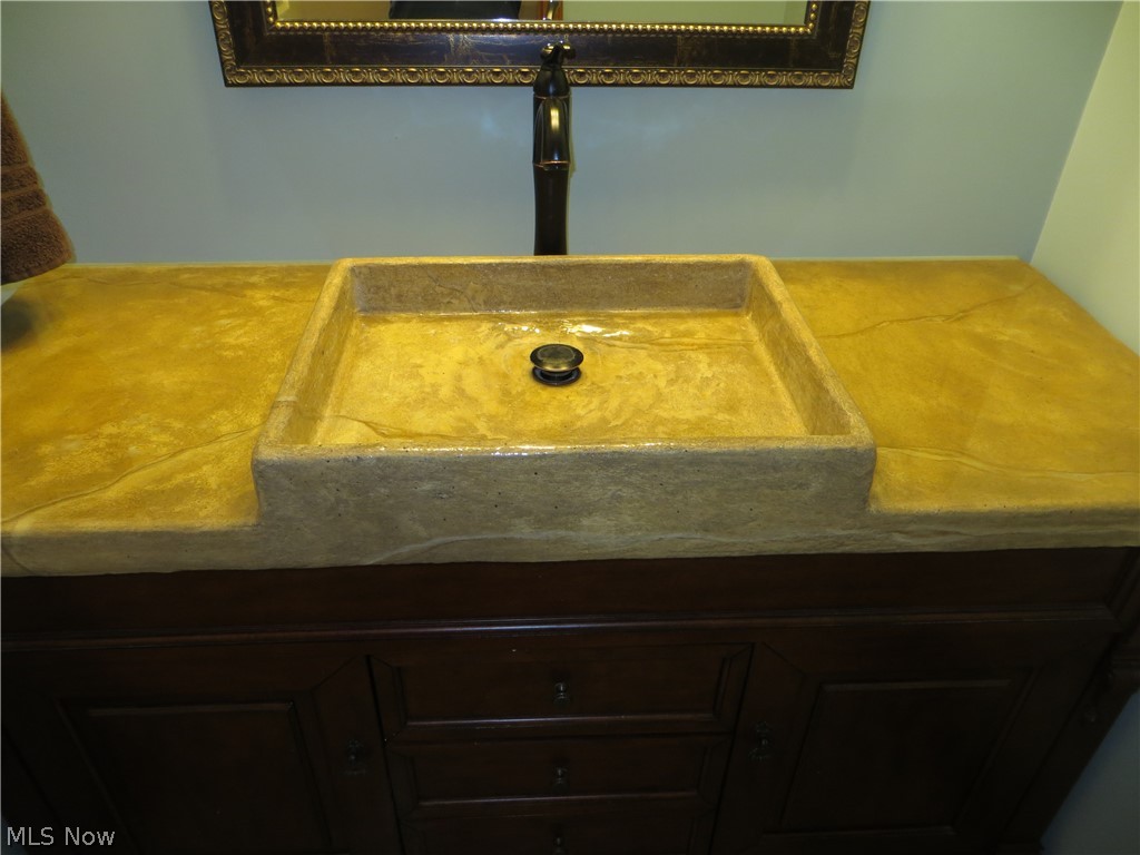 Buccaneer Woodlands Condo - Residential