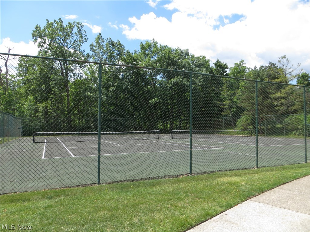 Buccaneer Woodlands Condo - Residential