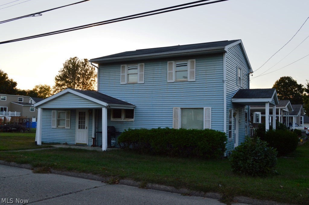 This home offers a fantastic, oversized corner lot.  Home offers oversized eat-in kitchen with newer cabinets, large family room with sliding door to side yard  covered porch, and fireplace.  Spacious full bath, large upstairs bedrooms, 1st floor bedroom would be great office, laundry room on 1st floor with half bath.  Lots of potential with this home, needs TLC.  This is an estate, current owner lives out of state and is selling "as is".  #891