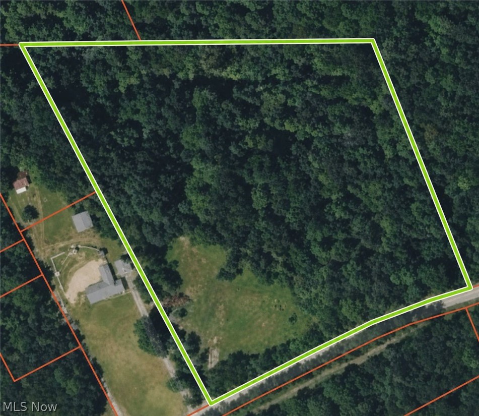 Build the home you've always dreamed of on this nearly 8 acre residential lot. Whether you're ready to build now or invest for the future, this lot provides a great location and endless possibilities. Don't miss your chance to secure the perfect spot for your future home!