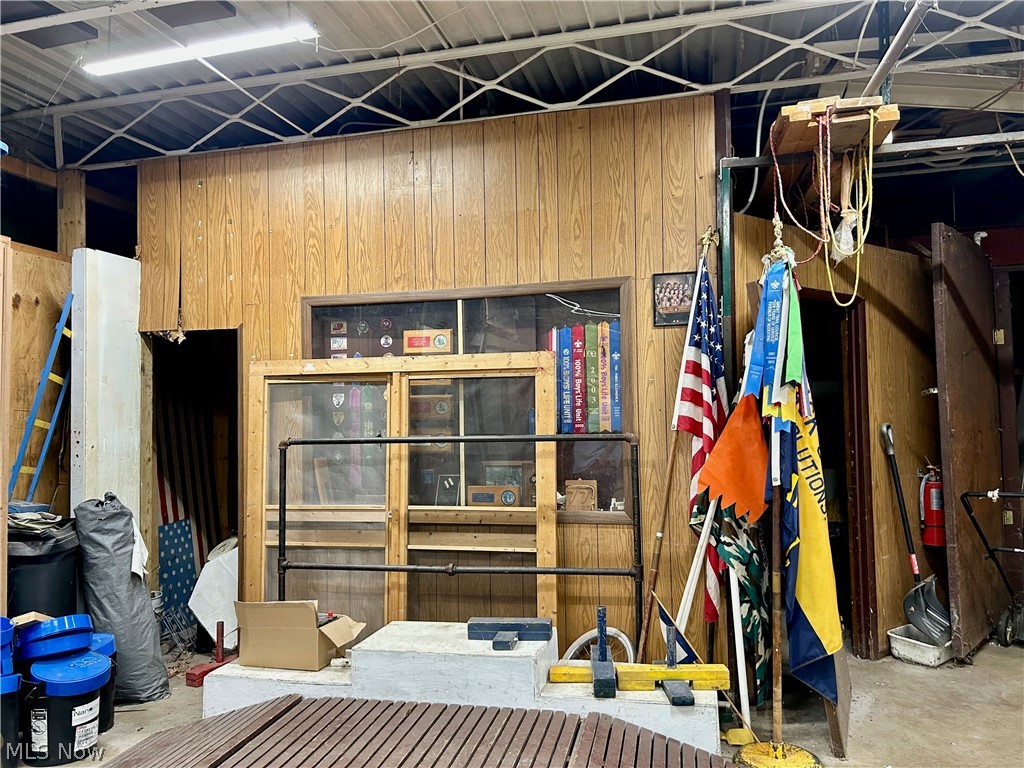 Spade - Commercial Sale