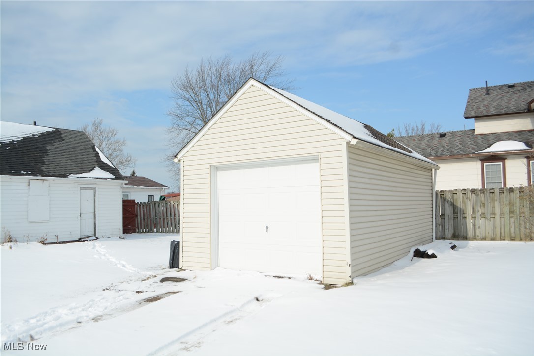 Oberlin Ave Realty Co - Residential
