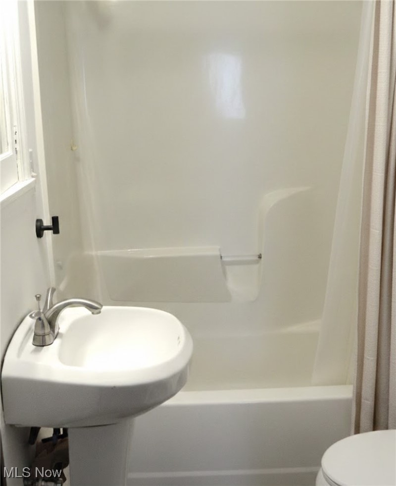 Oberlin Ave Realty Co - Residential
