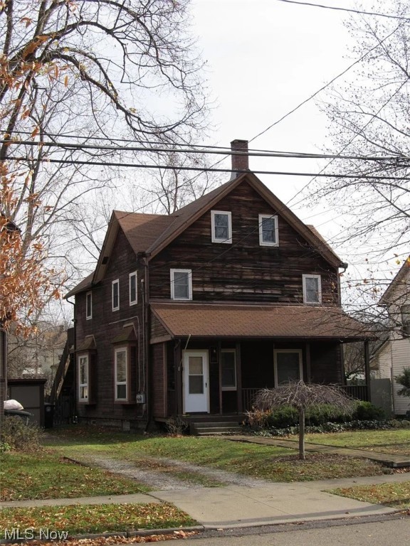 Looking for a lucrative investment opportunity in Akron? Look no further than this fantastic rental property! With an unbeatable location close to both Highland Square and Downtown Akron, this home is perfectly situated to attract high-quality tenants.

But that's not all - this property is bursting with character and charm! From the beautiful built-ins to the gleaming hardwood floors, each unit offers a unique and inviting atmosphere that tenants will love coming home to.

And with both units currently rented on a month-to-month lease, you can start generating rental income right away. Plus, tenants pay for gas and electric, while the landlord is only responsible for trash and water/sewer - making this property an even more attractive investment opportunity.

Don't miss your chance to own this fabulous rental property in Akron. With its prime location, charming features, and great rental history, it won't be on the market for long. Schedule a showing today and see for yourself w