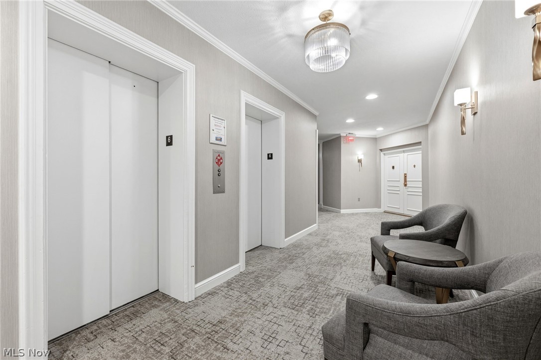 Acacia/Green Condo - Residential