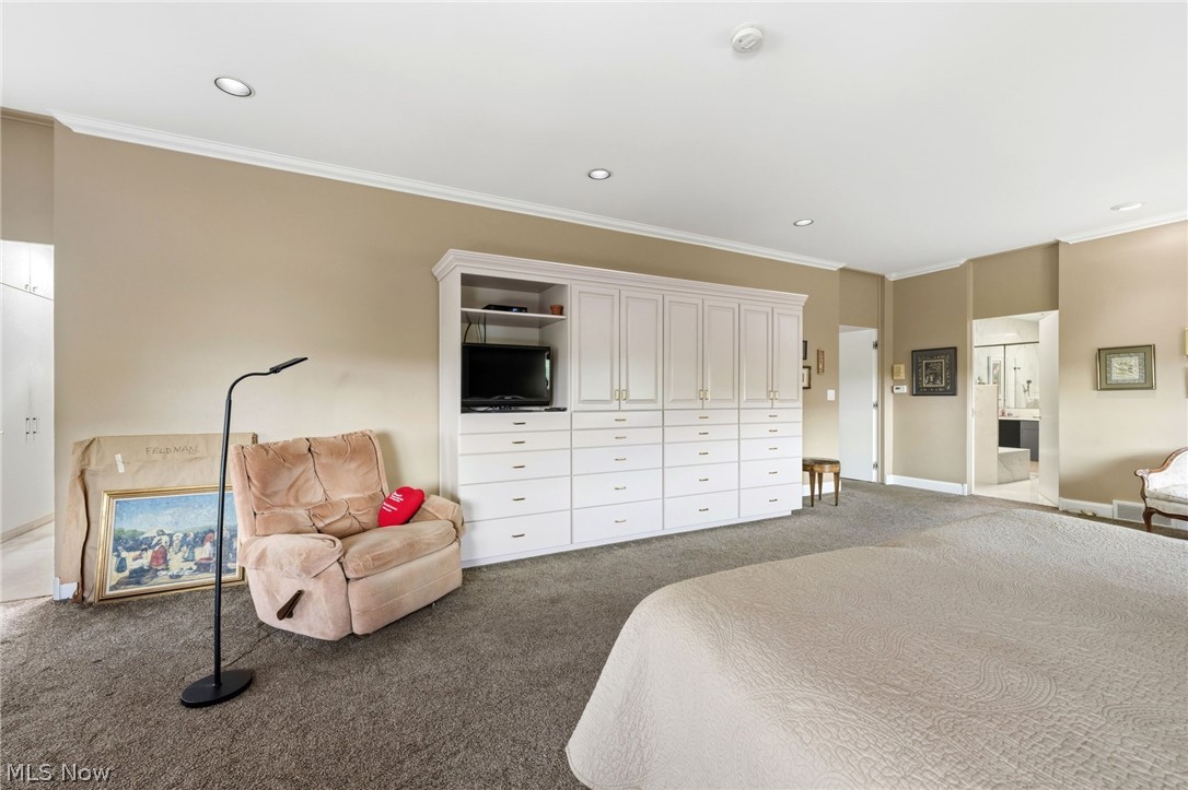 Acacia/Green Condo - Residential