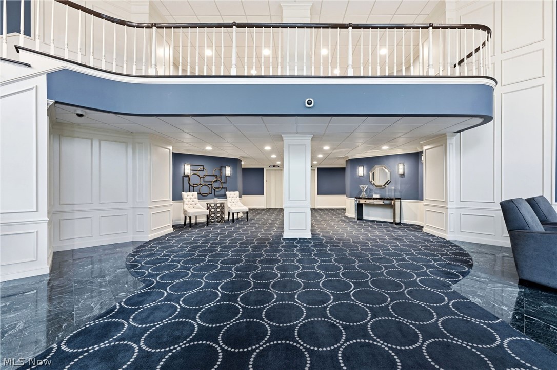 Acacia/Green Condo - Residential