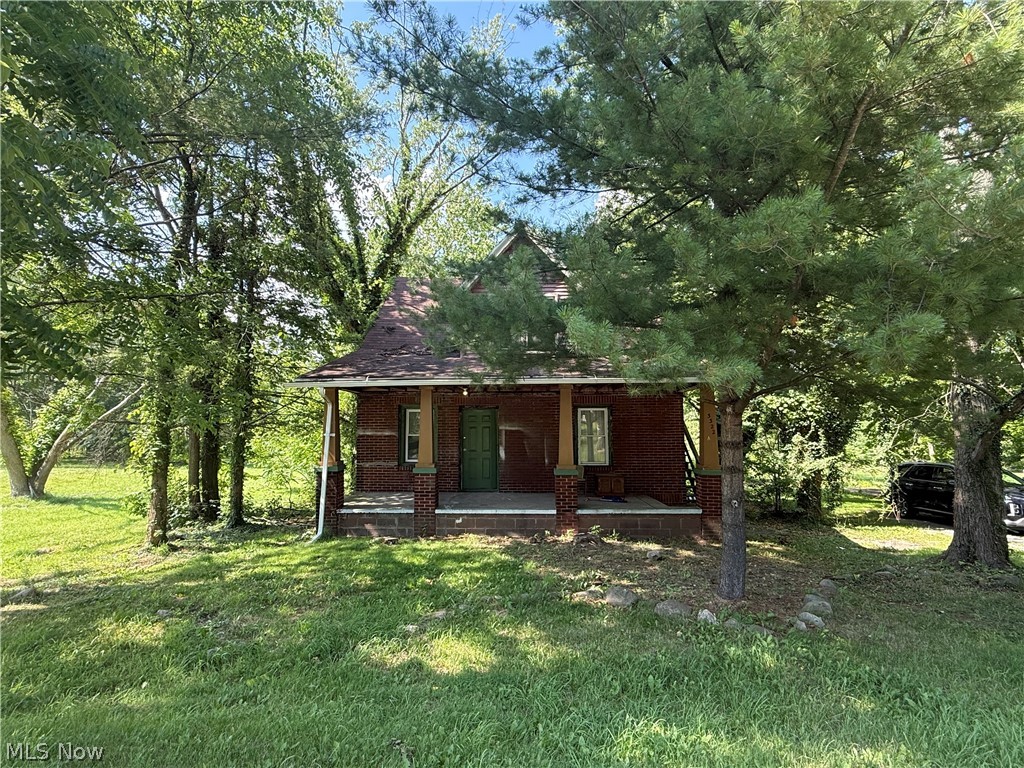 Rare opportunity to own a duplex situated on just under 9 acres in a prime location close to Roosevelt Park, Four Seasons Flee Market and 422! This property offers incredible potential for investors, renovators, or those looking to build equity.
The first-floor unit features 2 bedrooms and 1 bath and has already been gutted, providing a blank slate ready for your vision and updates. The second-floor unit offers 1 bedroom and 1 bath, currently tenant-occupied, but also in need of repairs and improvements.
With nearly 9 acres of land, the possibilities are endless — expand, develop, or enjoy the space and privacy while being conveniently located near parks, amenities, and major routes.
Property is being sold as-is. Bring your ideas and unlock the potential this unique property has to offer!

Boundary lines on photos are approximate and should not be considered a legal survey.