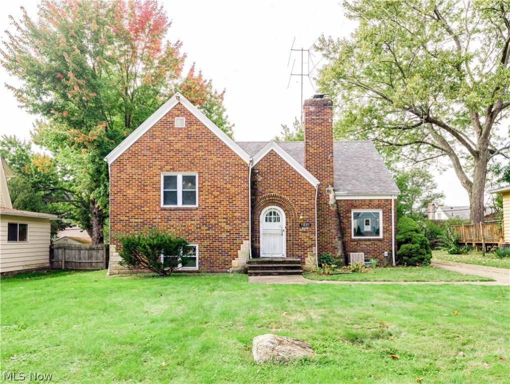 Welcome to this unique split level home located in the heart of west Akron. Beautiful hardwood floors, partially finished basement with lots of storage. Lots of potential here for a new owner. Home is being sold "as is".  Seller open to all offers. Call today for a private tour.