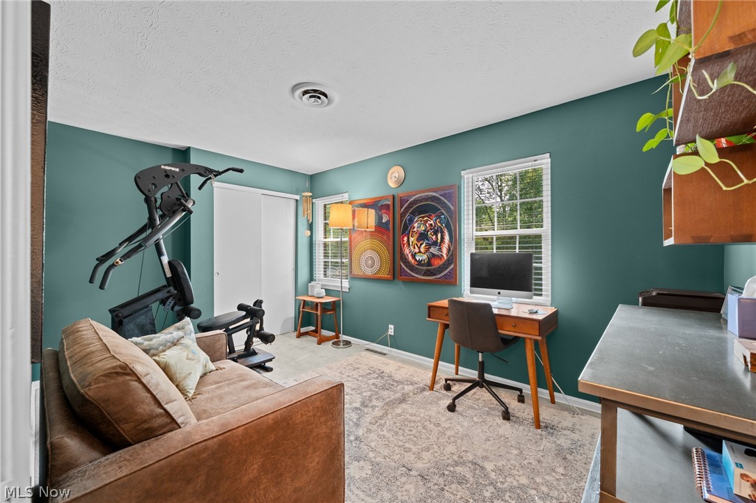 English Oaks Condo - Residential