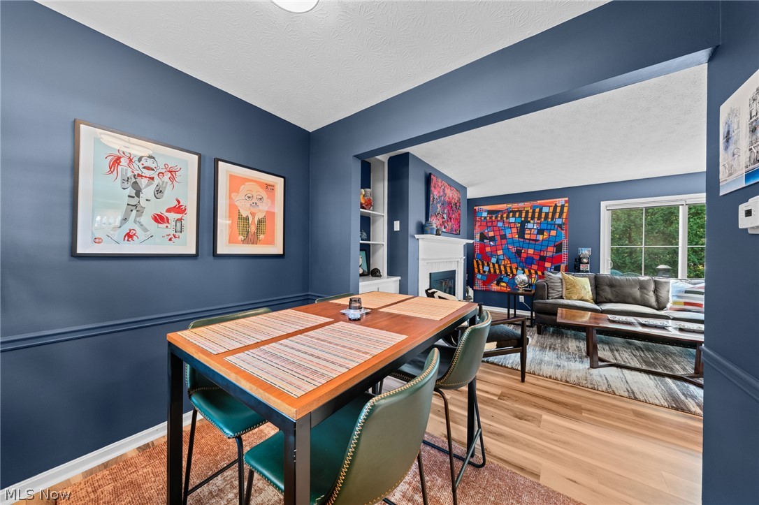 English Oaks Condo - Residential