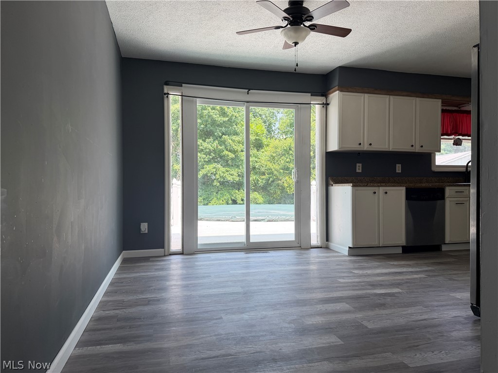 Laurel Ridge - Residential
