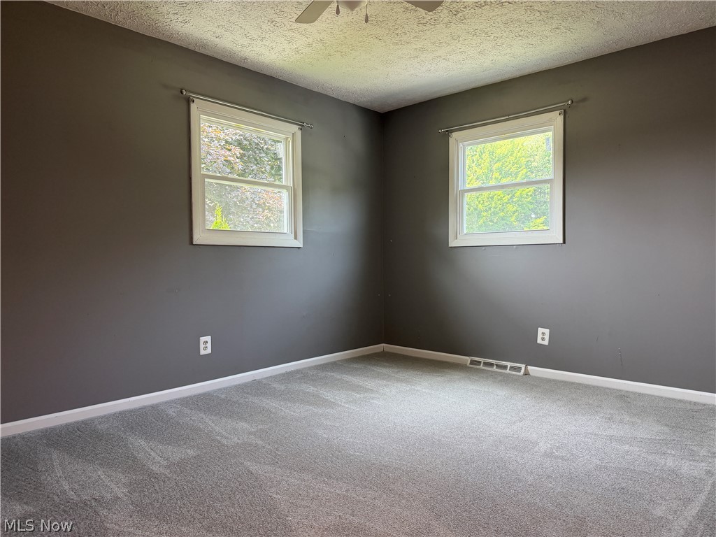 Laurel Ridge - Residential
