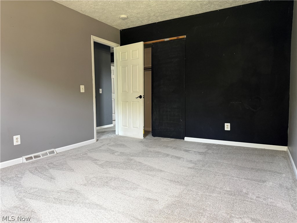 Laurel Ridge - Residential