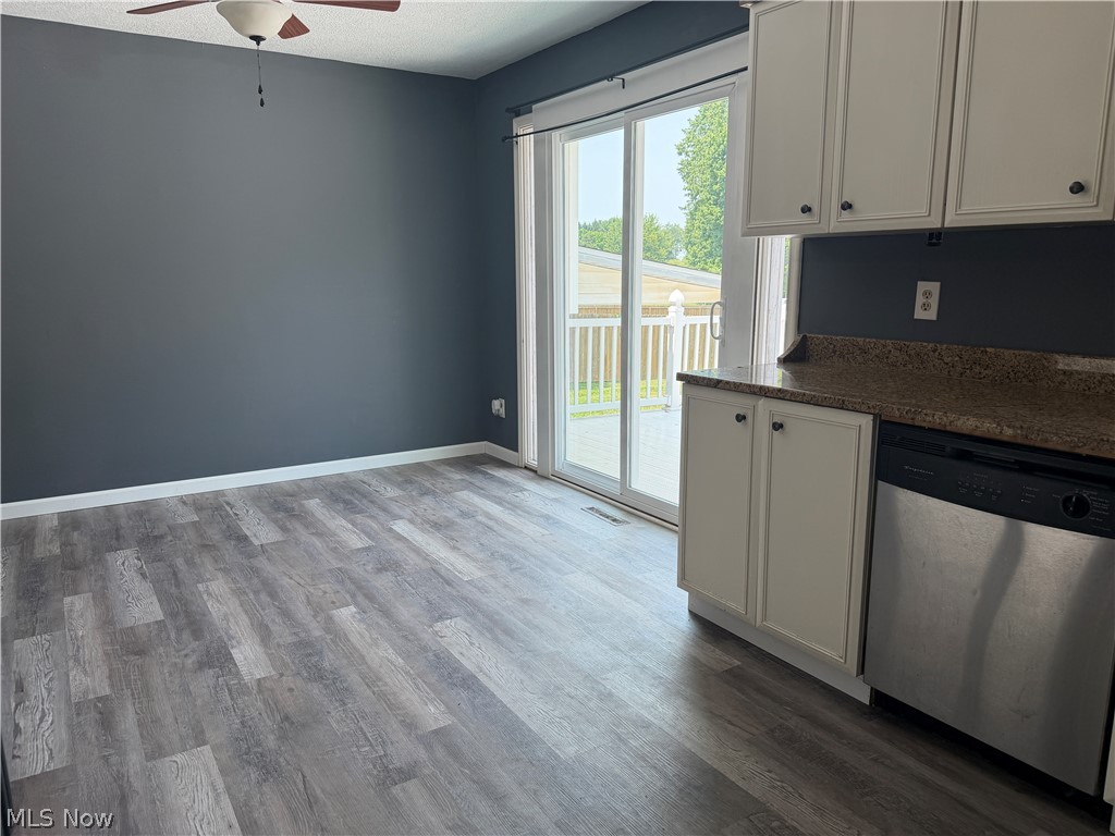 Laurel Ridge - Residential