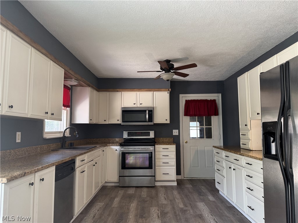 Laurel Ridge - Residential