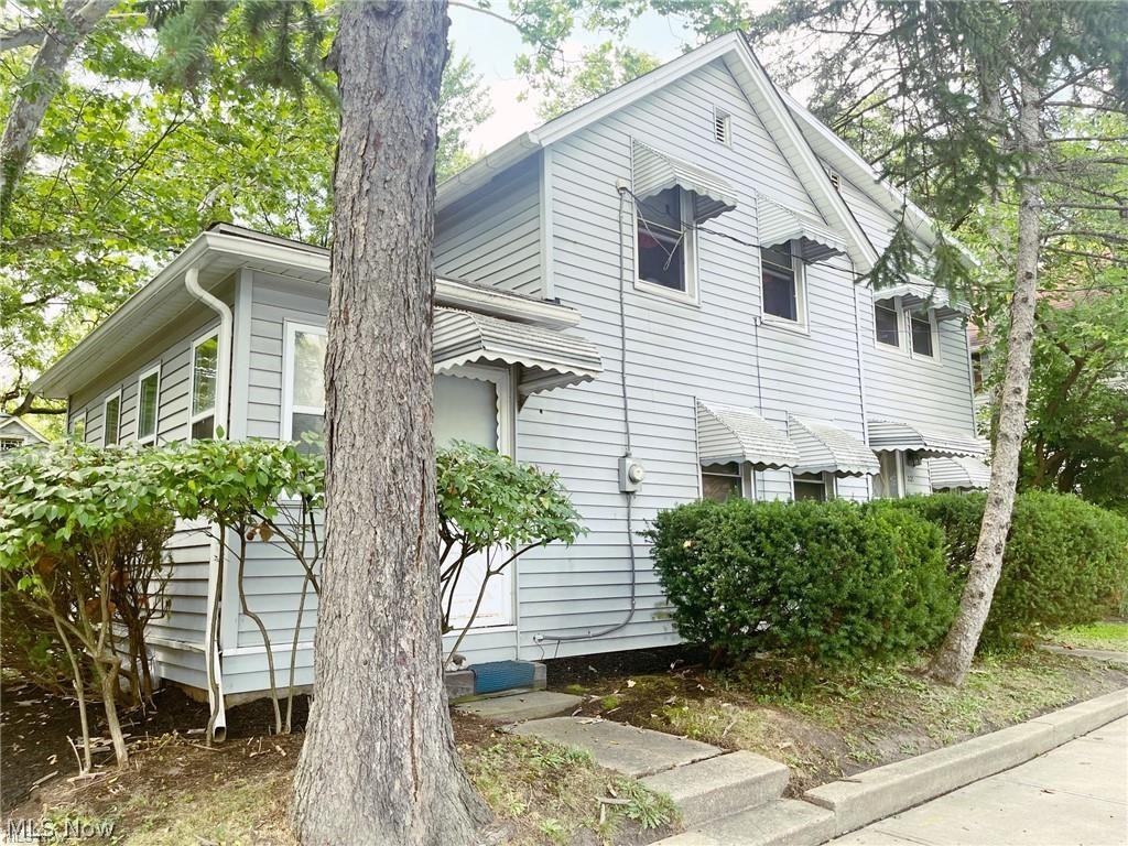 Updated 3-4 Bed, 1 Bath Colonial with over 1400 square feet of living space approximately 1/2 mile from the campus of Baldwin Wallace University. Enclosed Porch, Fence and 2 Car Garage. Nice backyard.