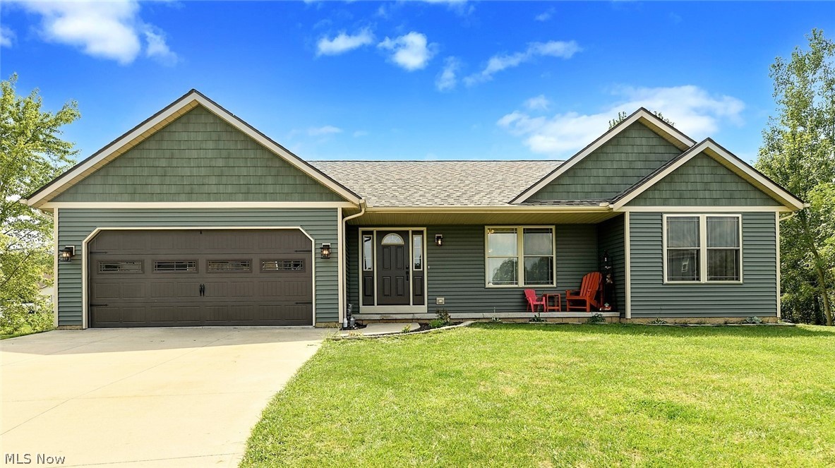 ** STUNNING Ranch W/Vaulted Ceilings, FINISHED WALKOUT BASEMENT, 4 Bdrms, 3 FULL Bathrooms, 2 Car Attached Garage, Shed & .725 ACRES! *Deck &  Pond W/Lighted Fountain! *Everything About This Home Has Been UPDATED!! *NEW ROOF W/30 Yr. Warranty, GUTTERS, SIDING W/Shake Accents, 95% High Eff FURNACE, H20 TANK, VINYL WINDOWS, ELECTRIC PANEL, Complete Basement Remodel Including Upgraded Porcelain TILE Flooring, Paint, Drywall, 4th Bdrm W/Egress Window, Bonus Rm & More! *"Smart" compatible front door entry deadbolt & Alexa compatible thermostat *New Jeld-wen Double French Doors To The Walkout LL *New Vinyl Slider To The Deck *Great Curb Appeal & Prime Location @ The End Of A Cul-de-sac *Walk In To A Living Rm W/11ft.Tall VAULTED Beamed Ceilings, Soft Carpet *Eat In Kitchen W/Sliders To The Extended Deck! Tile Floor W/Matching Triple Light Chandelier & Track Lighting, Mosaic TILE Backsplash, SS Faucet W/Sprayer, Breakfast Bar And 2 PANTRIES! Fully Applianced With SS Refrigerator, Dishwasher,