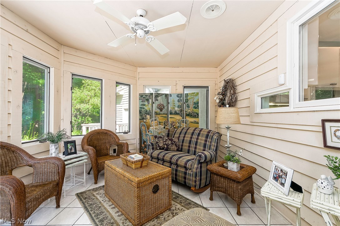 Refuges Lands - Residential