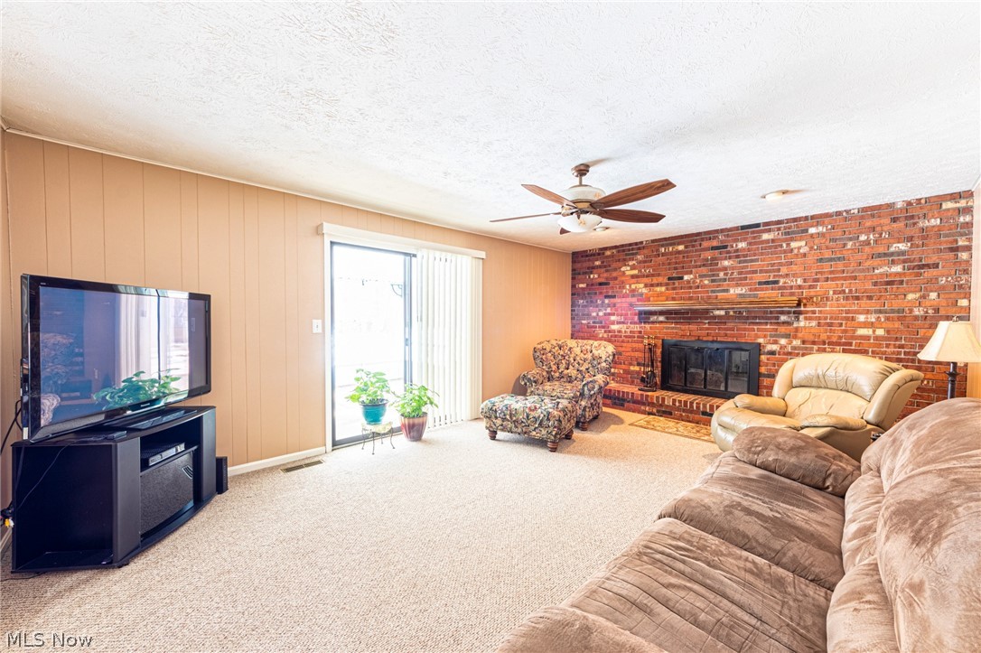 Hickory Hills - Residential