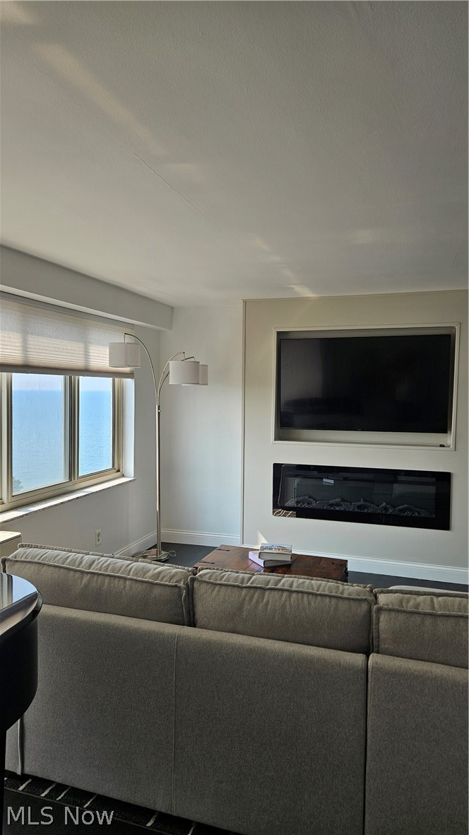 Marine Towers East Condo - Residential