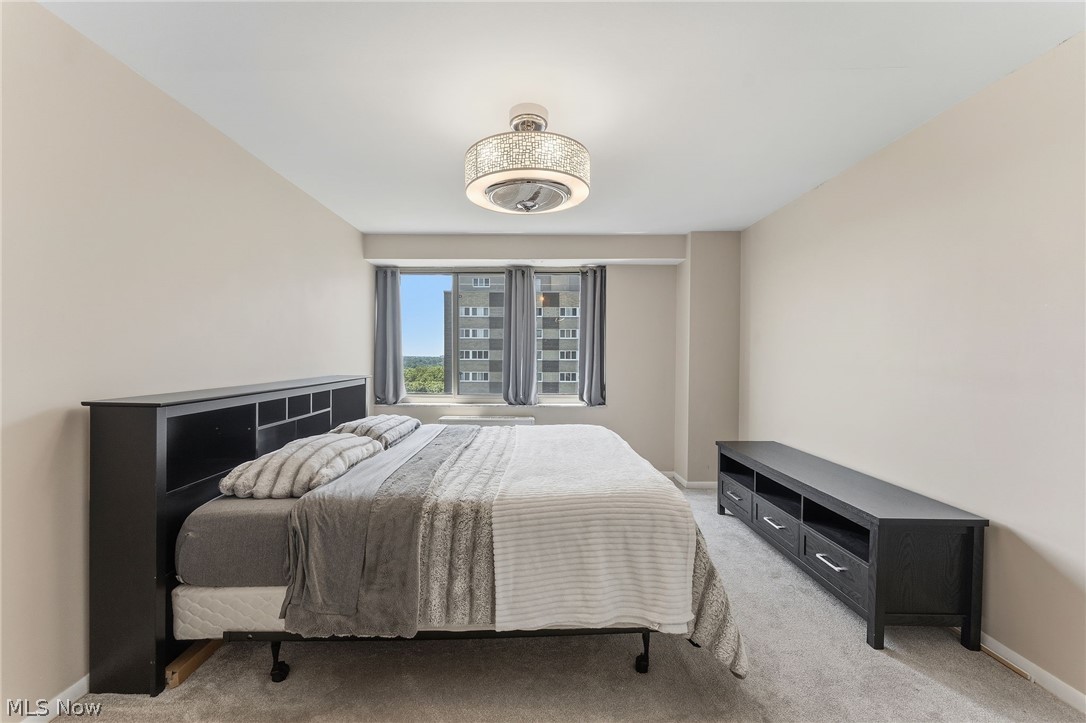 Marine Towers East Condo - Residential