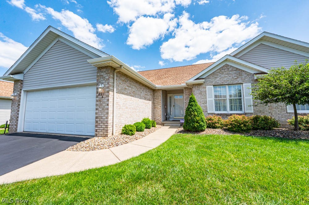 Auburn Hills Condominiums - Residential