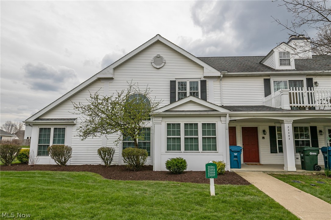 A delightful 2 bed, 2 full bath ranch condo in Olmsted Falls.  With almost 1300 square feet, and a wide open concept, this unit is large enough for all of your needs.  A large living room has a fireplace.  The open kitchen has formal dining, and overlooks the living room.  The bedrooms are spacious, with a full master suite.  There is a deck, garage, ample parking, laundry, and so much more.