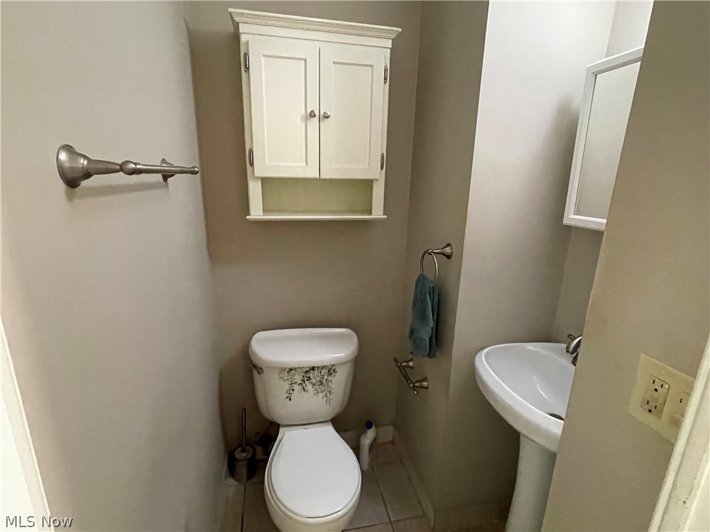 Oakbrook Condo - Residential