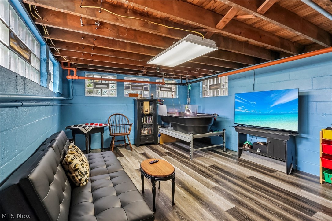 Mathews & Marshall Sub - Residential