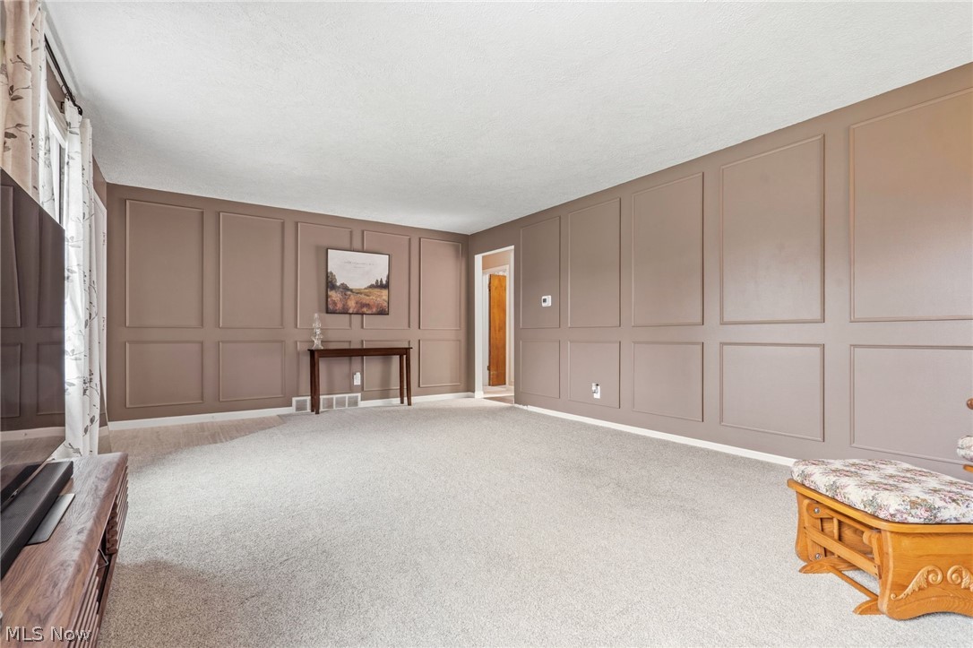 Holly Hills - Residential