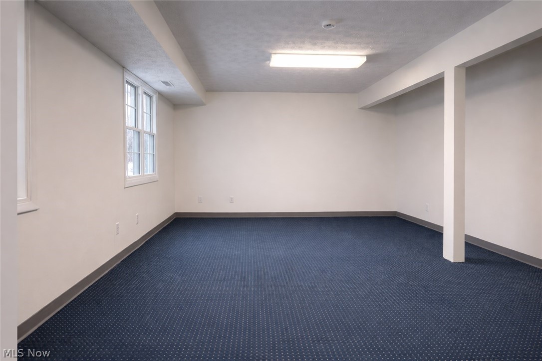 Liberty Commons - Commercial Lease