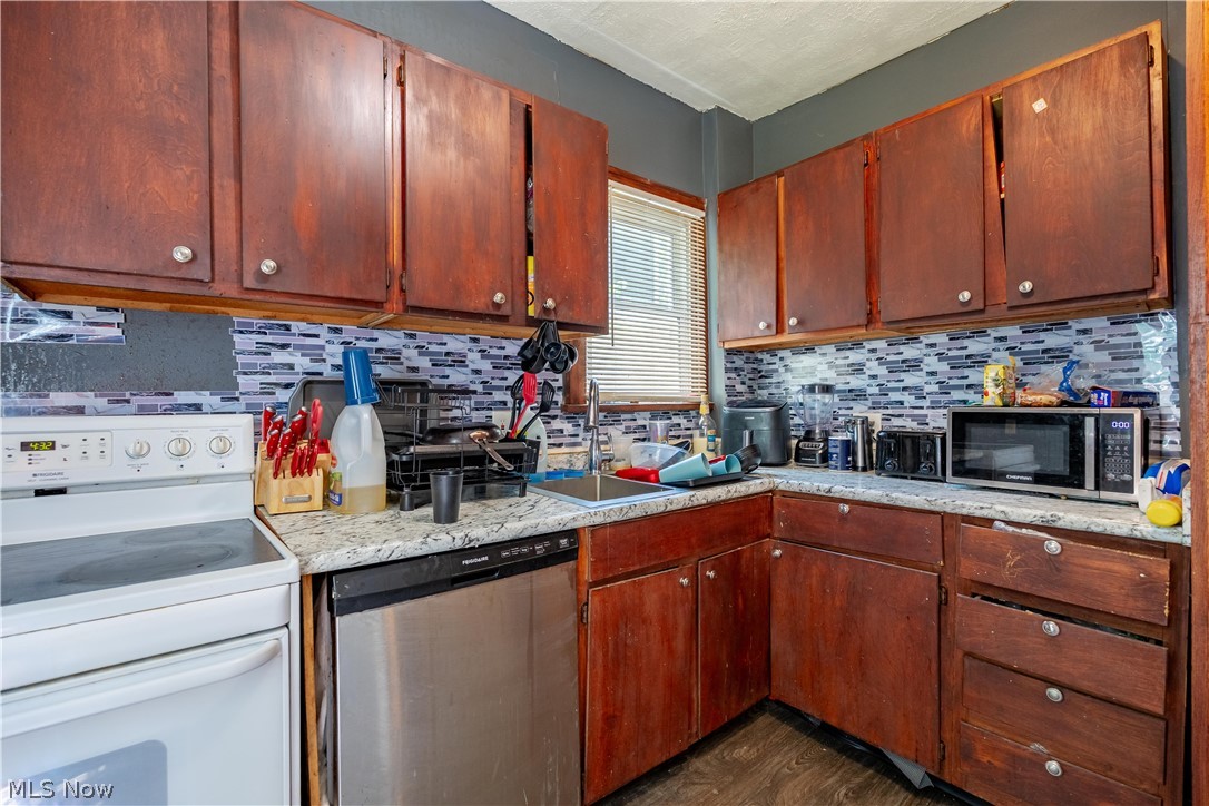 Thornton Heights - Residential