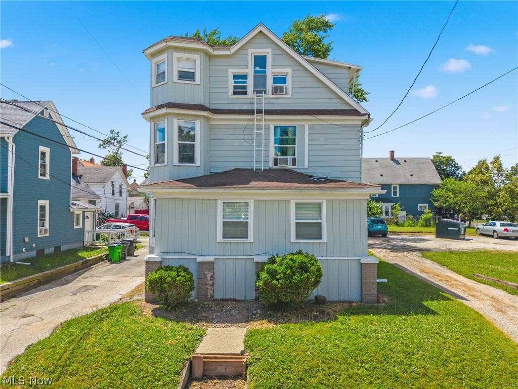 Barberton - Commercial Sale