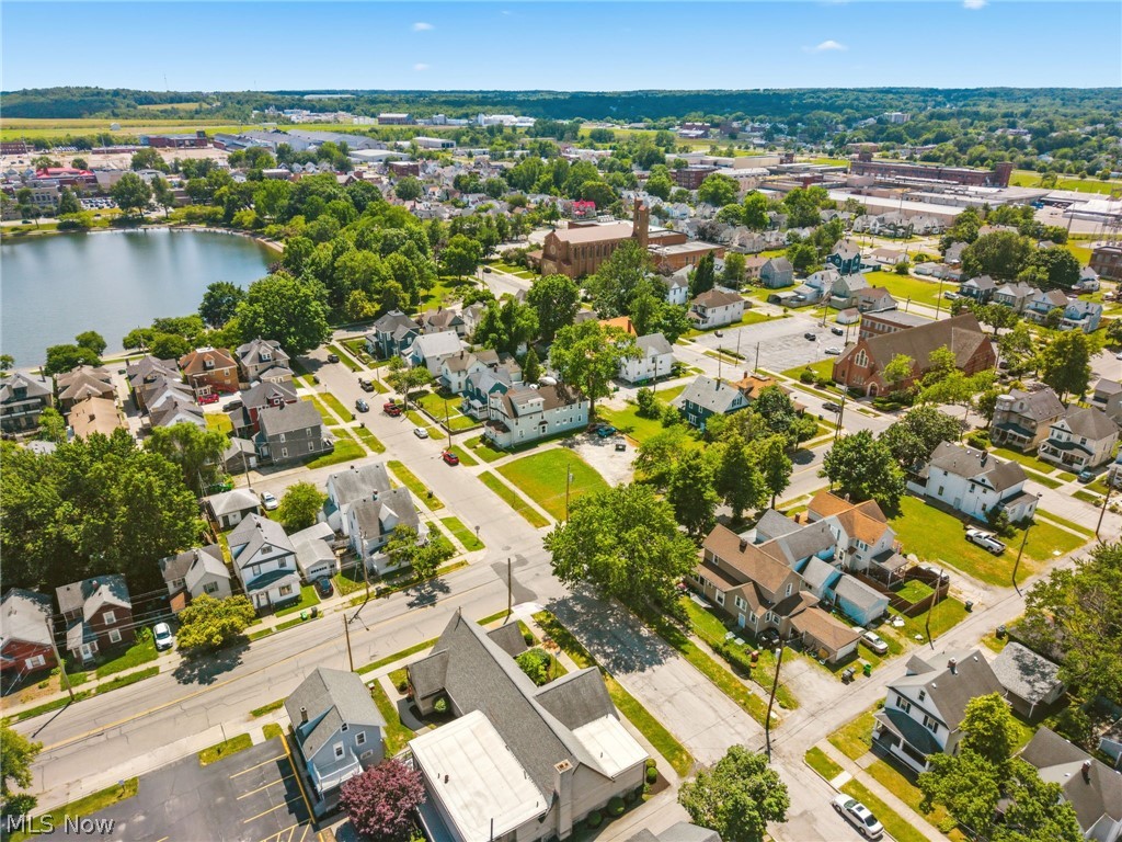 Barberton - Commercial Sale