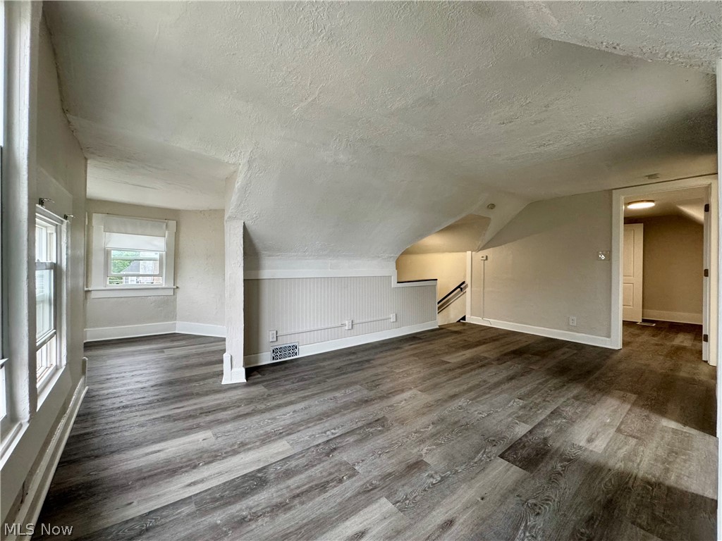 Barberton - Commercial Sale