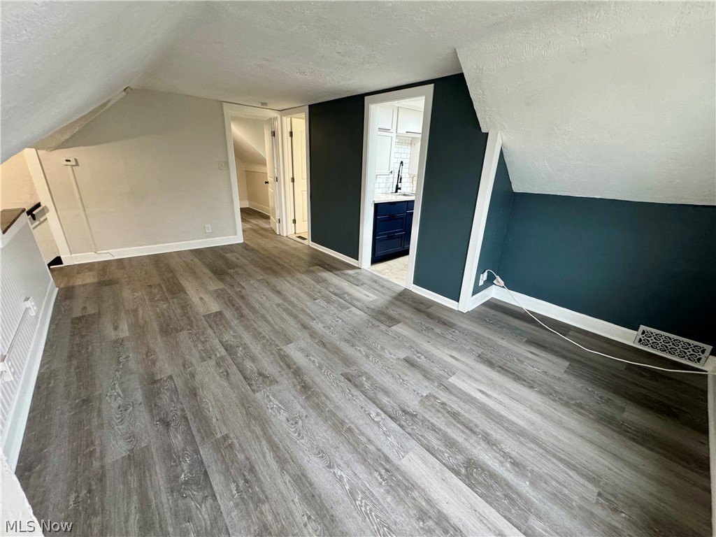 Barberton - Commercial Sale