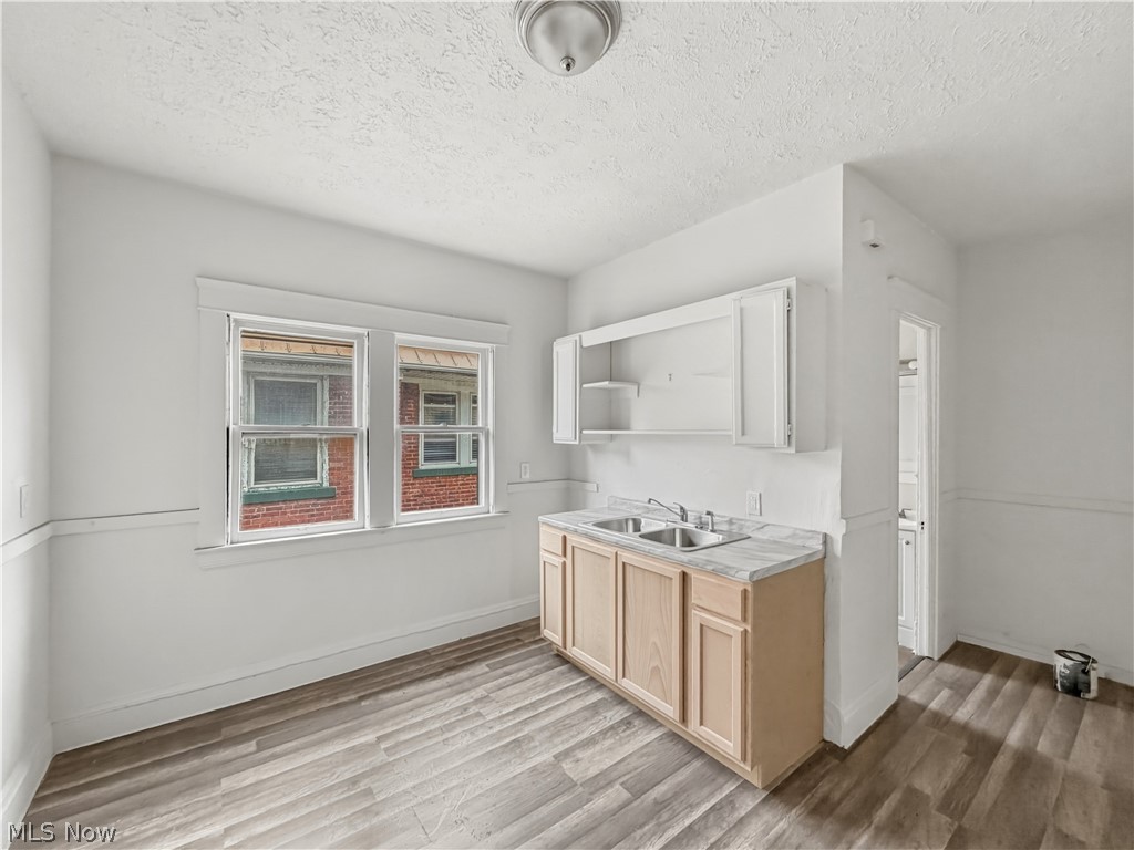 Highland Park - Residential Income