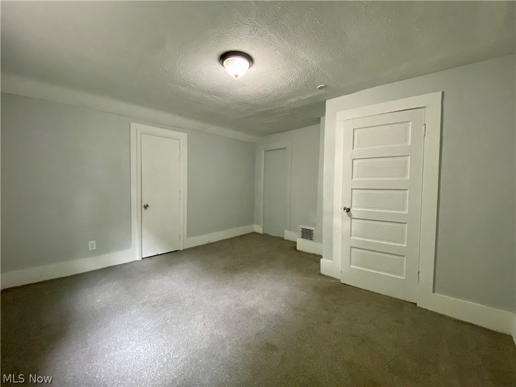 Voris - Residential Lease