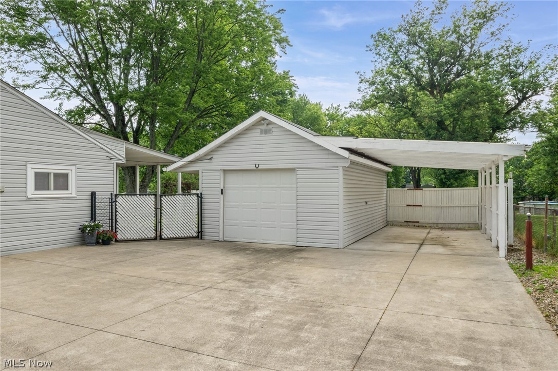 Pinewood Acres - Residential