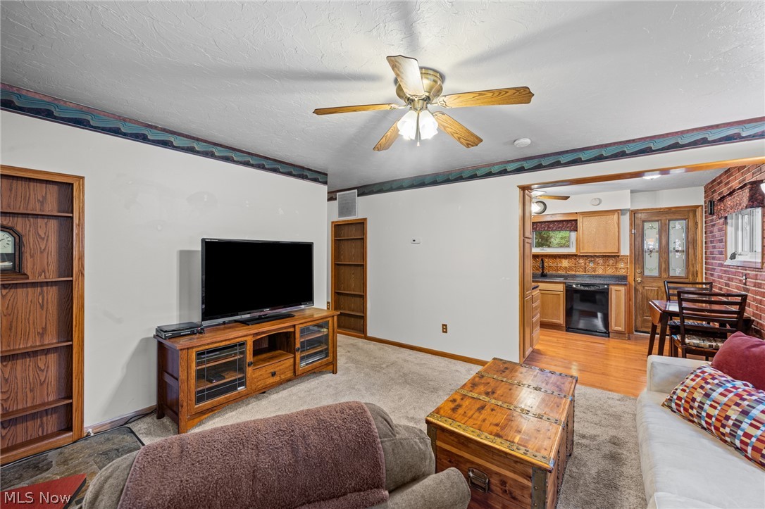 Pinewood Acres - Residential