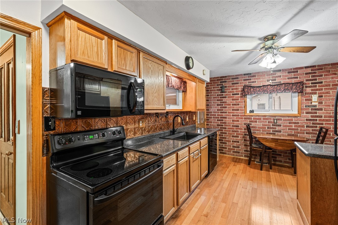 Pinewood Acres - Residential