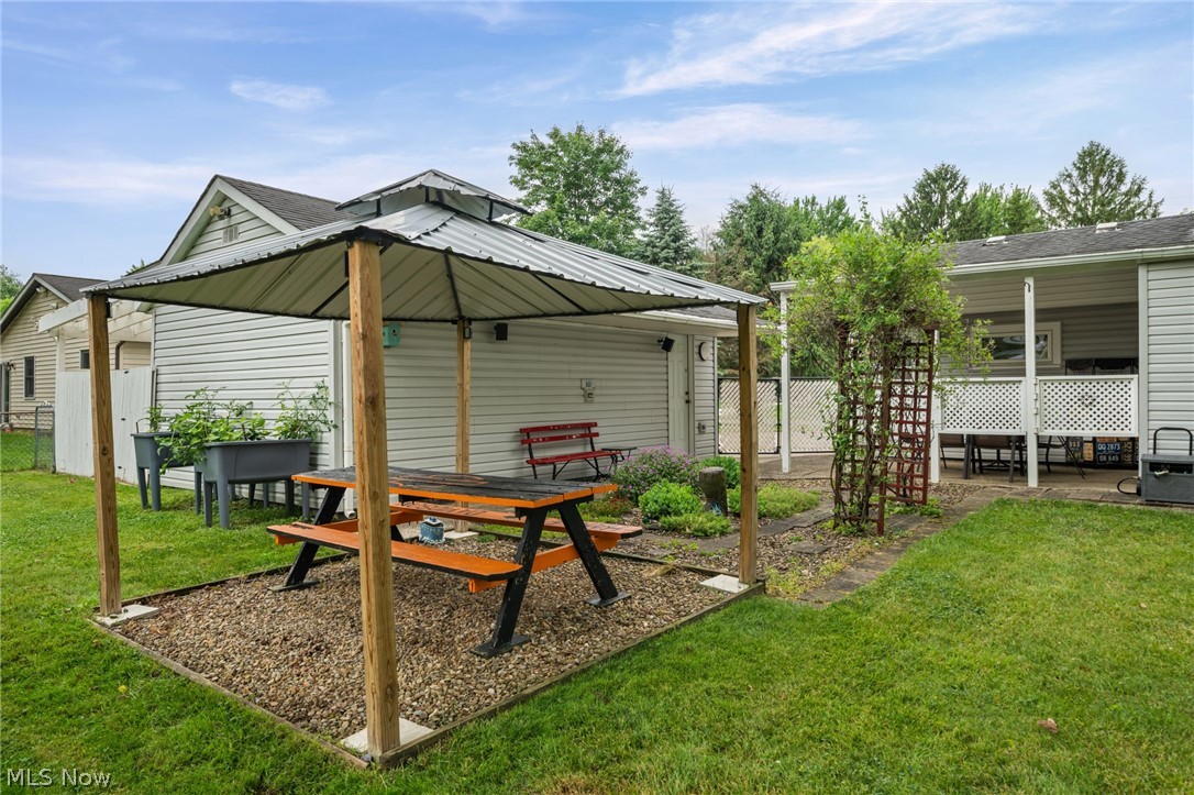 Pinewood Acres - Residential
