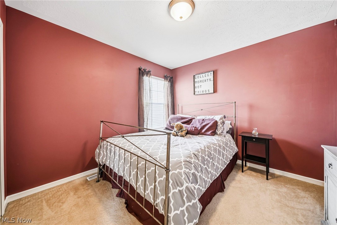 Tradewinds Twnhms Condo - Residential