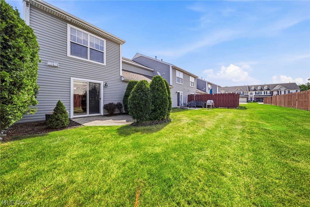 Tradewinds Twnhms Condo - Residential