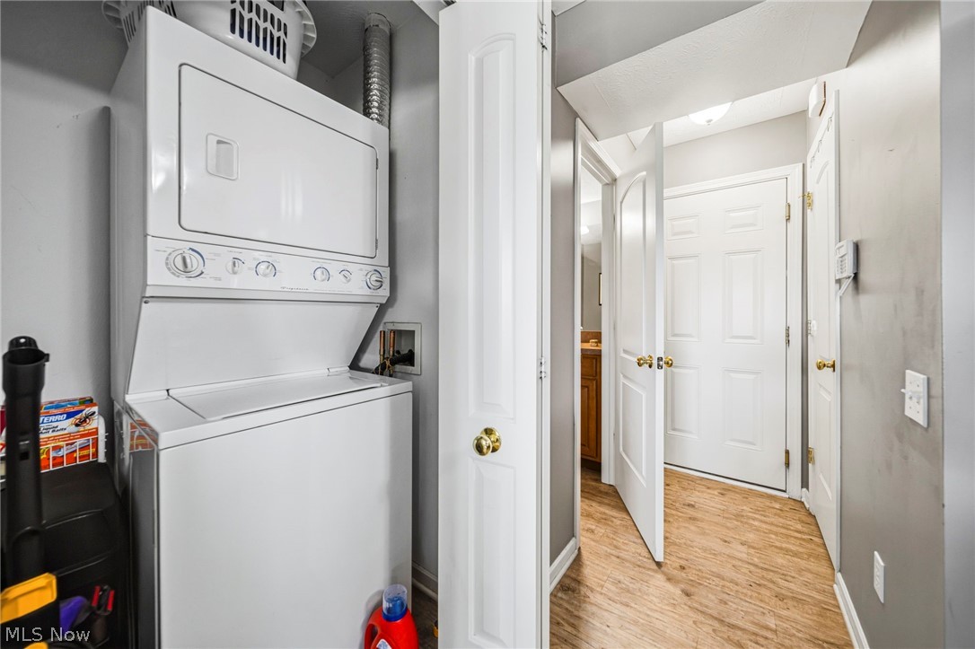 Tradewinds Twnhms Condo - Residential